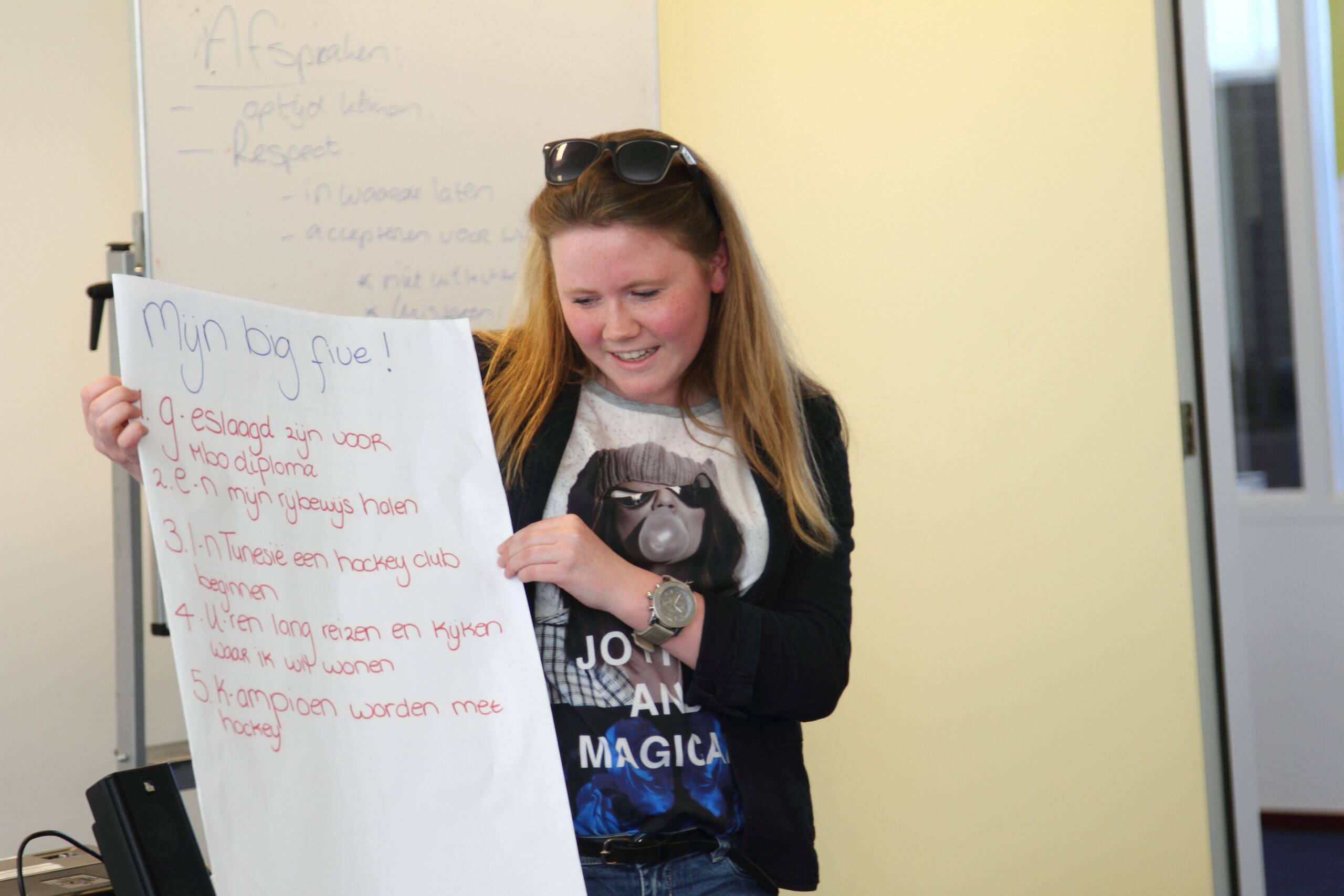 Meisje School Scaled Big 5